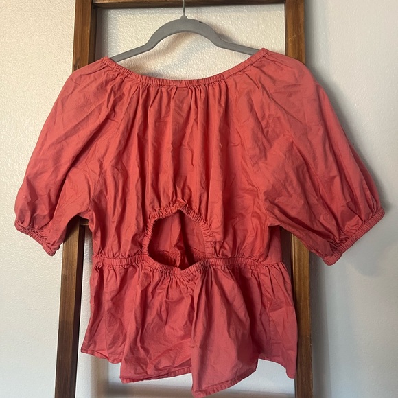 Old Navy Coral Off-Shoulder Puff Sleeve Peplum Top - Picture 2 of 3